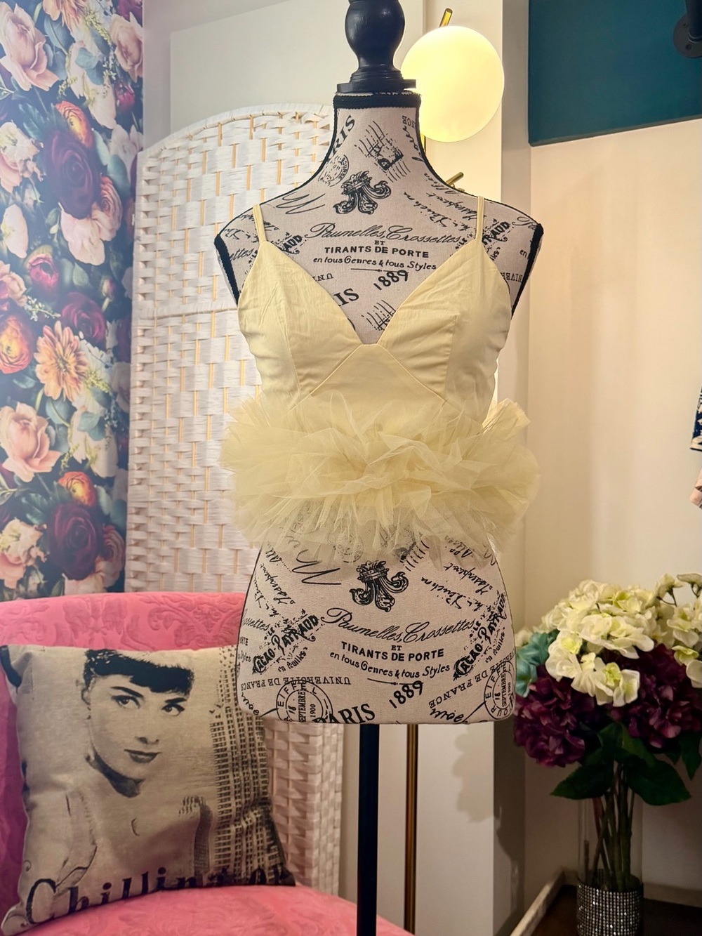 Delicate Tulle Peplum Bandeau Camisole in Soft Yellow ♥️🛍️